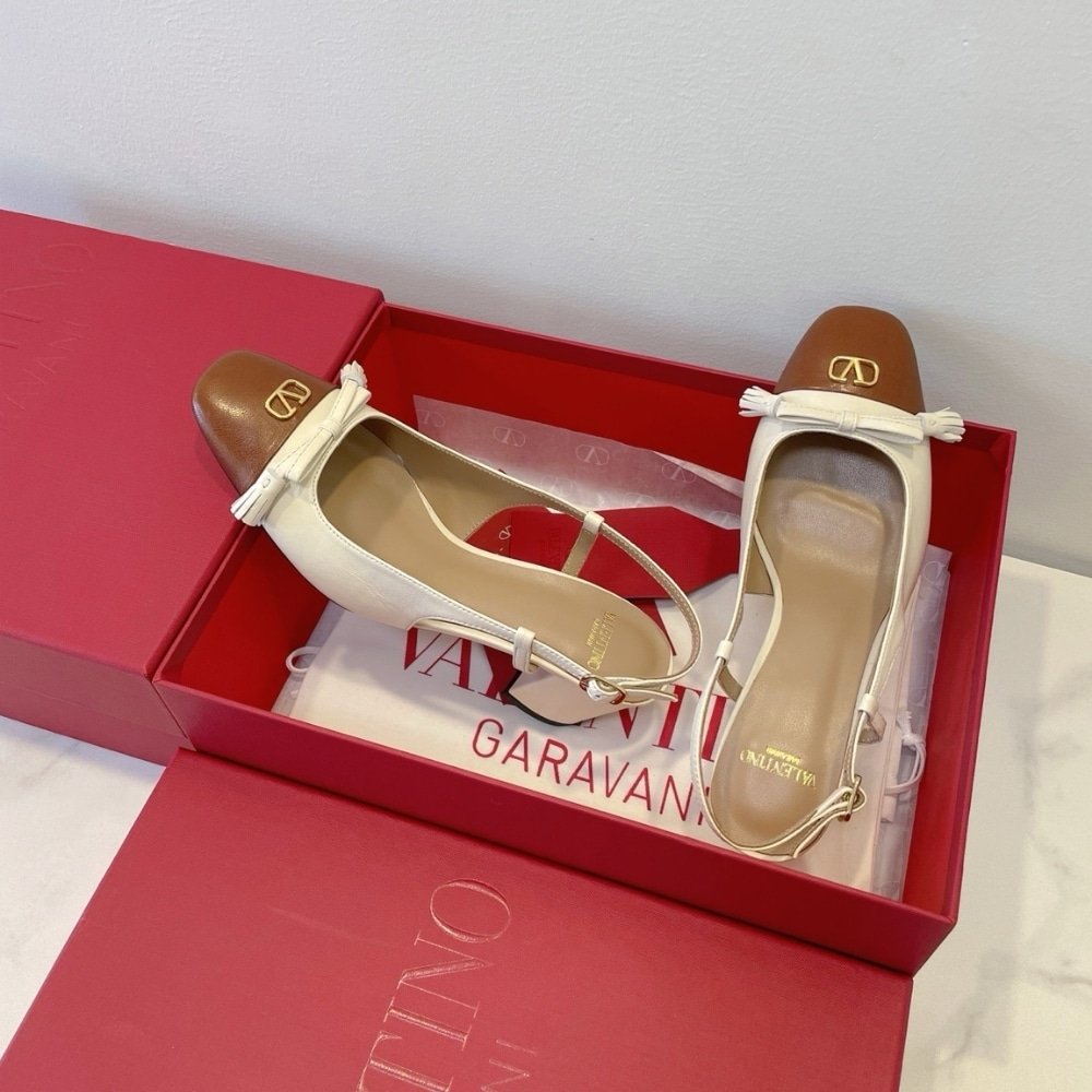 Va1e*ntin0 Garavani Valet Du Roi Slingback Pump Butter And Tobacco 7W2S0Mh9Ddt Aha